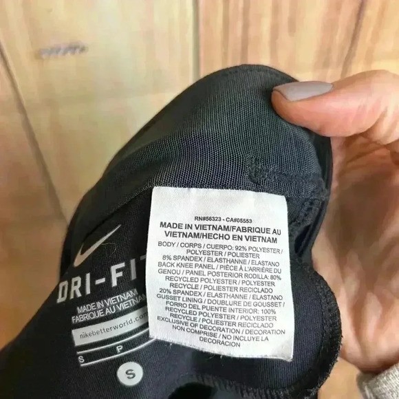 *Nike Pro Dri Fit Crop Women’s Black Leggings Size S - Picture 7 of 8